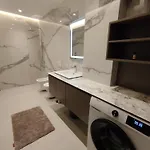 Sunhill Spacious 2 Bedroom Luxury Apartment *