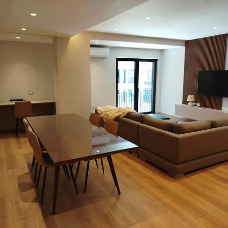 Sunhill Spacious 2 Bedroom Luxury Tirana