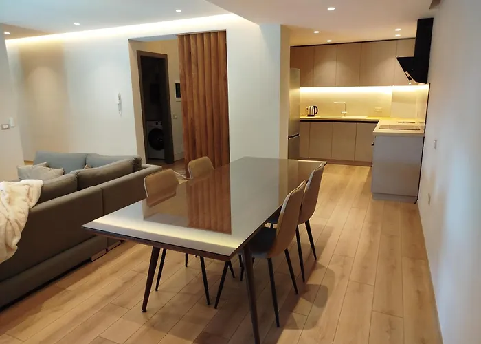 Apartment Sunhill Spacious 2 Bedroom Luxury Tirana