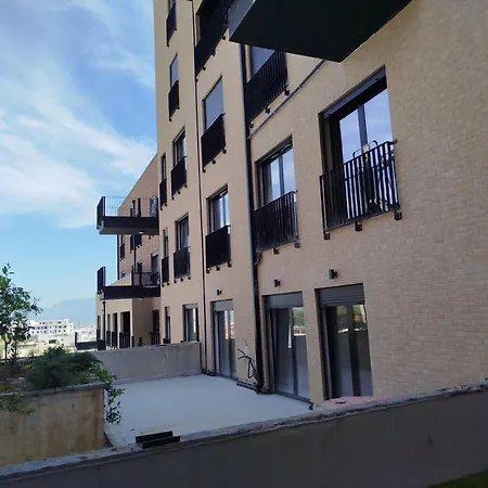 Sunhill Spacious 2 Bedroom Luxury 公寓 地拉那