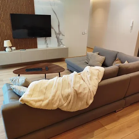 Sunhill Spacious 2 Bedroom Luxury דירה