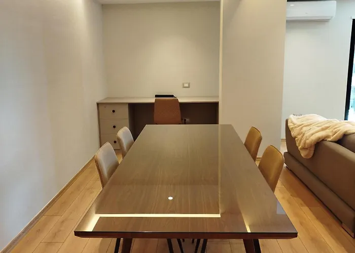 Sunhill Spacious 2 Bedroom Luxury *